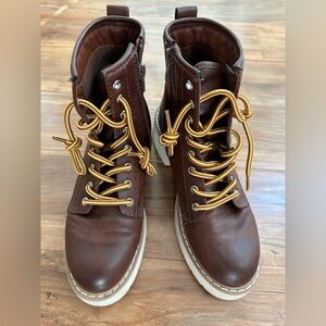 Pre-owned Madden Girl Brown Leather Women’s Boots